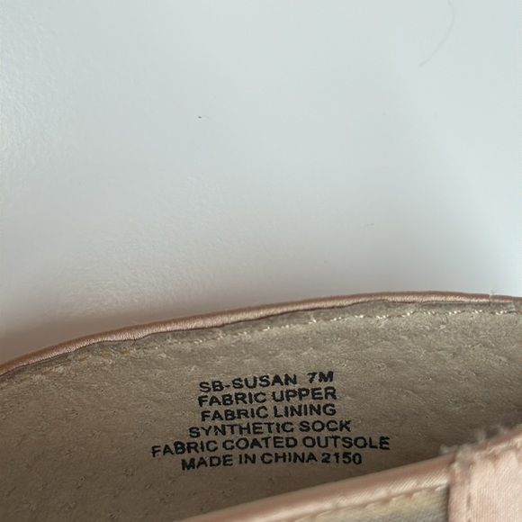 Betsy Johnson Shimmering Satin Heels with Bow detail - Picture 7 of 8